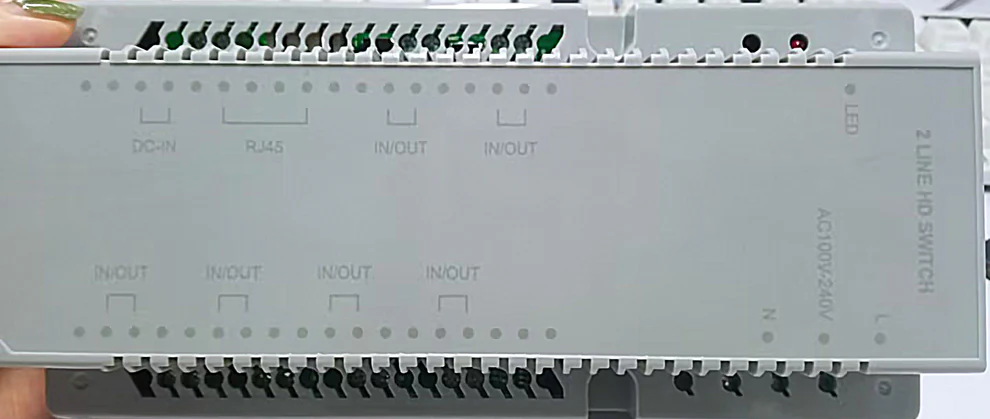 2 wire 1080P video intercom system with Tuya 7-inch touch screen monitor and support IP camera